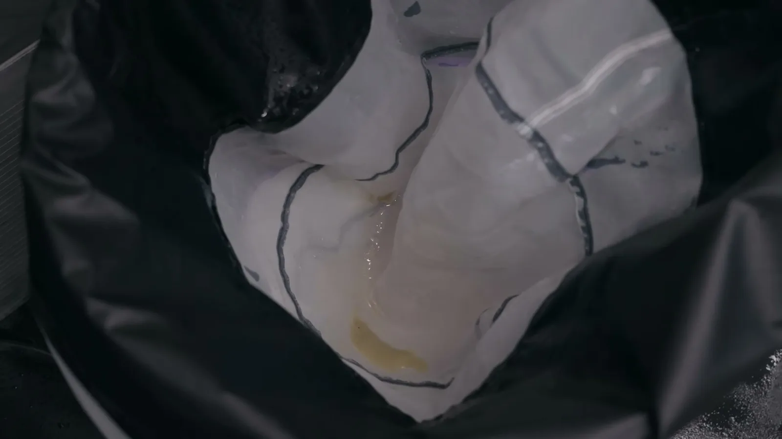 220, 190 and 45 micron rinse-station bag stack with fresh catch collected in the bottom bag.