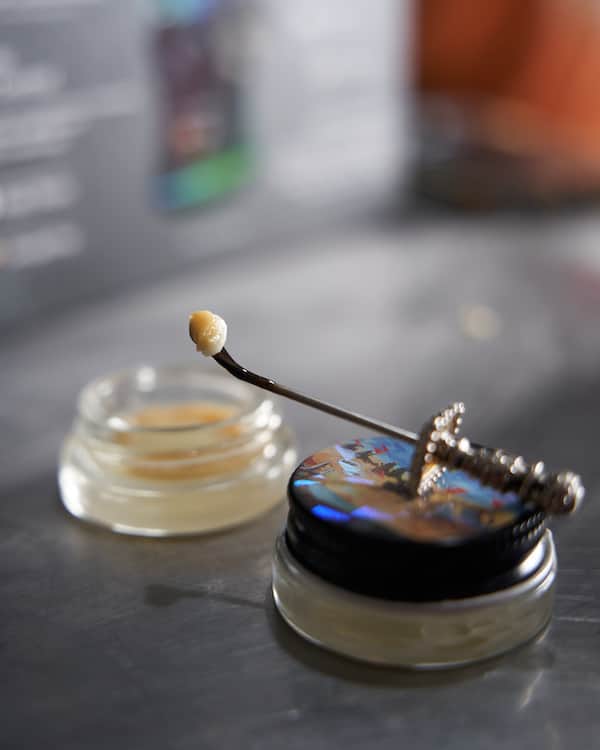 hashtek solventless extraction equipment at the smoking jacket 2023 hash rosin event