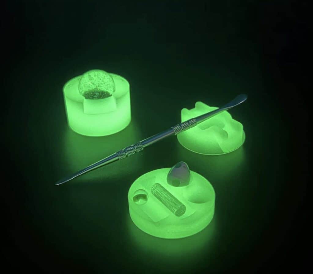 Dabber Dock Station