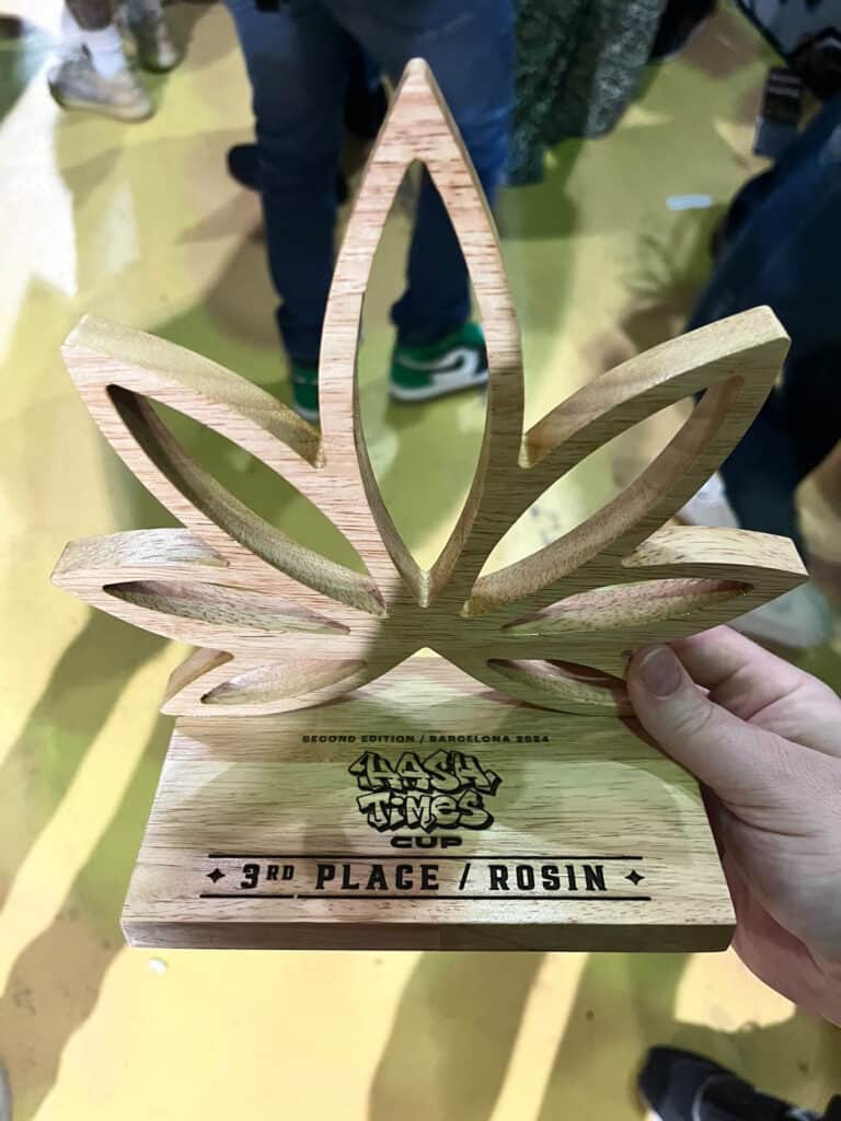 Hashtek user and consultant Maple Budder wins 3rd place at The Hash Times Cup in Barcelona with Hashtek-extracted rosin